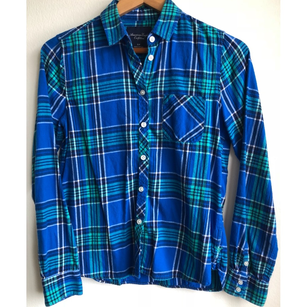 American Eagle Size S Plaid Flannel Button Down